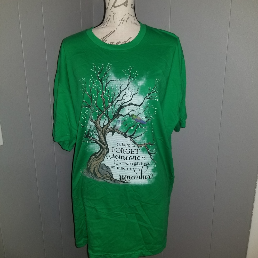 Womens short sleeve T-shirt